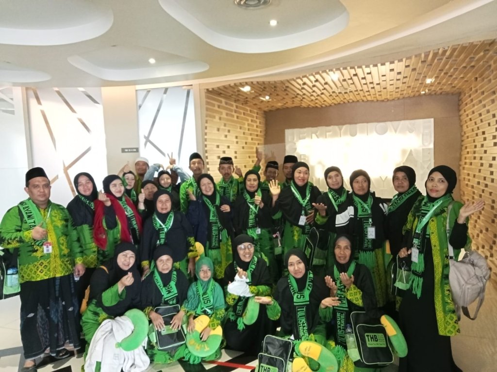 Umroh Reguler Desember 2023 – 45 Jamaah